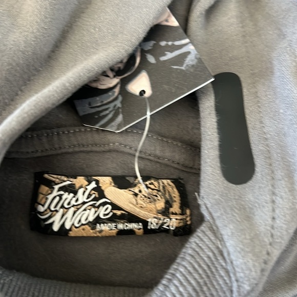 NWT Basic Gray Hoodie - Picture 4 of 4